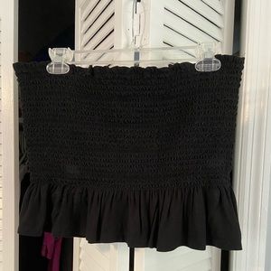 Black strapless crop top